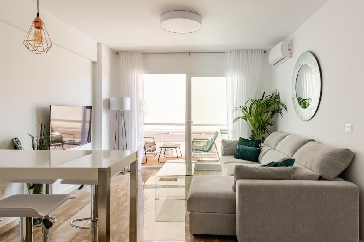 Apartamento Piccadilly Suite Torremolinos Exterior photo
