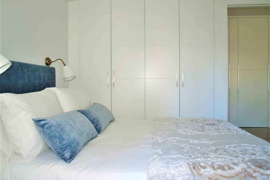 Apartamento Piccadilly Suite Torremolinos Exterior photo