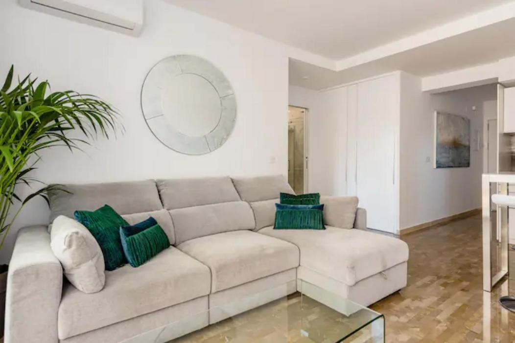 Apartamento Piccadilly Suite Torremolinos Exterior photo